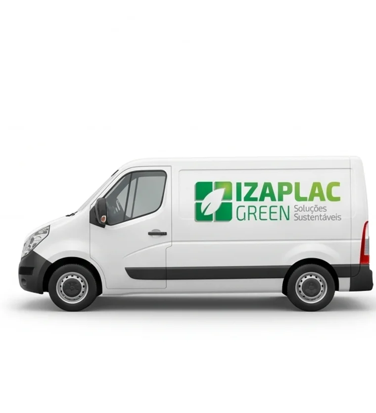 Van da Izaplac Green com a marca aplicada